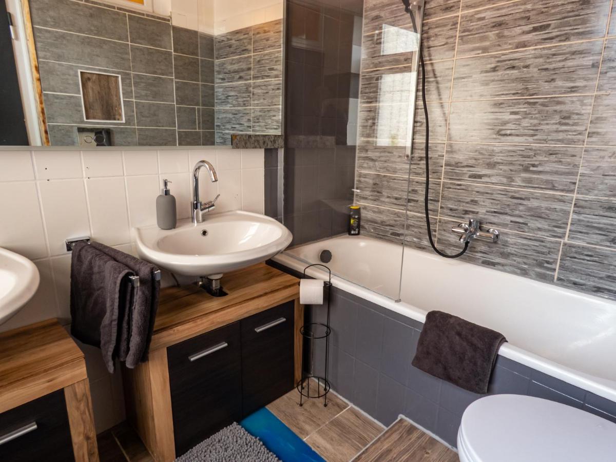 #212 Lux-Appart - Zentrum Neuss - Duesseldorf Messe - Netflix & Prime מראה חיצוני תמונה
